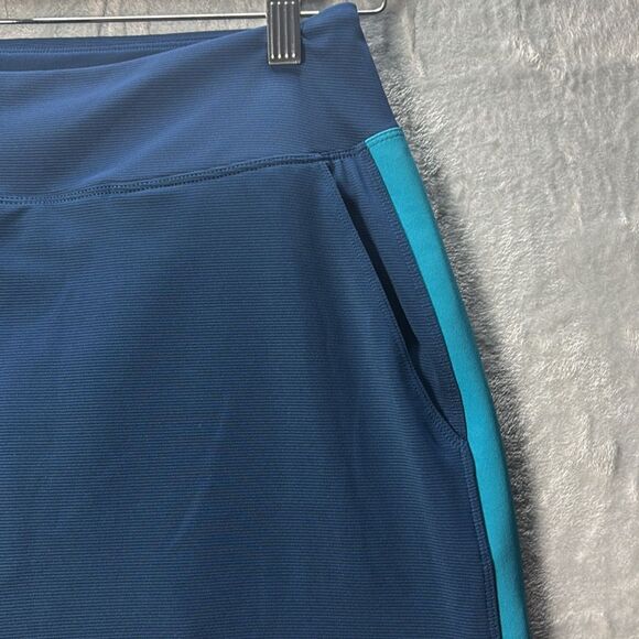 Nike Golf Blue Teal Skort Skirt with Shorts Size XS - Picture 2 of 8